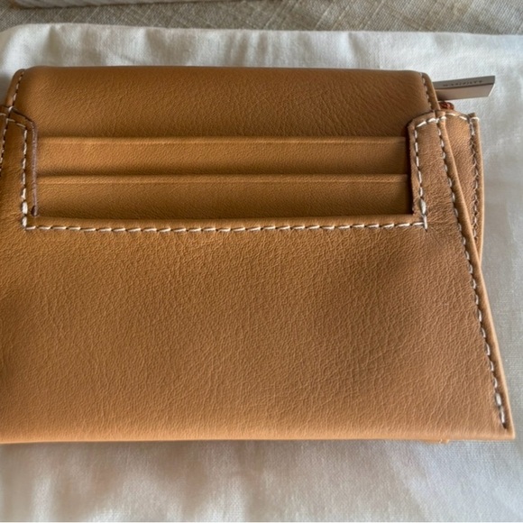 Hammitt Allen Wallet in Oak Edge with Brushed Silver - Picture 2 of 3